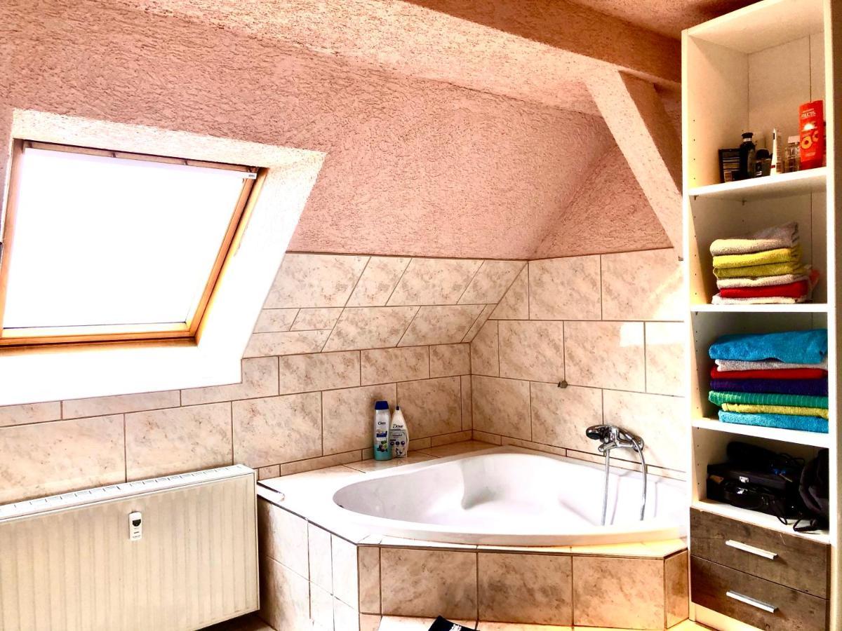 #World Ferienwohnung Schkeuditz Bagian luar foto