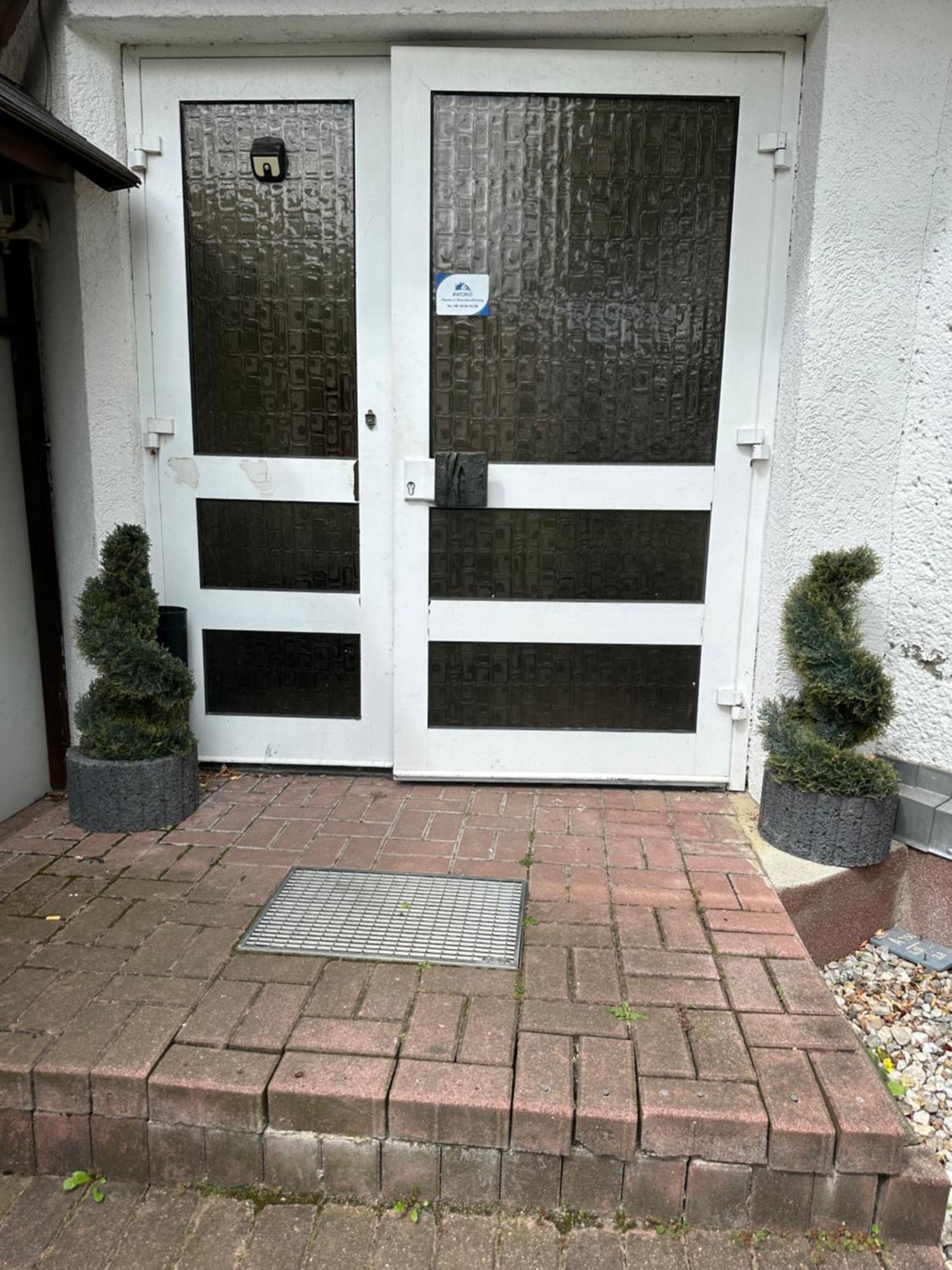 #World Ferienwohnung Schkeuditz Bagian luar foto